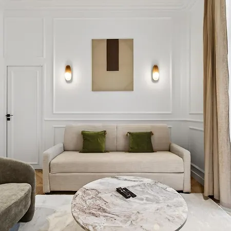 élégante, Champs-élysées, Opéra-monceau Appartamento *