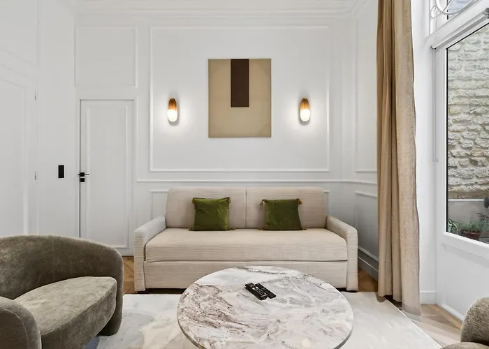 élégante, Champs-élysées, Opéra-monceau Appartamento *