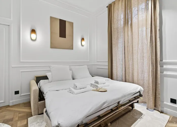 élégante, Champs-élysées, Opéra-monceau Appartamento *