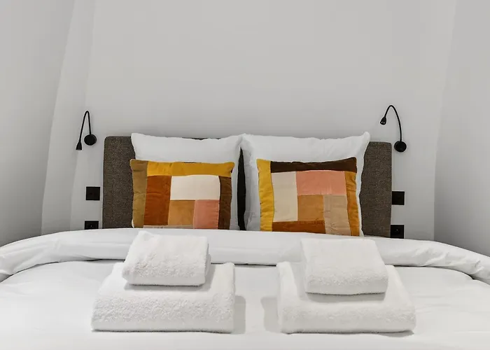 Appartement élégante, Champs-élysées, Opéra-monceau Paris