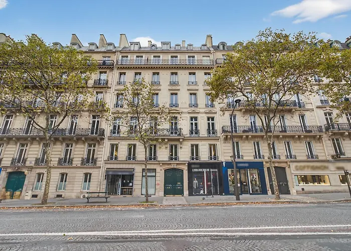 élégante, Champs-élysées, Opéra-monceau Appartamento Parigi